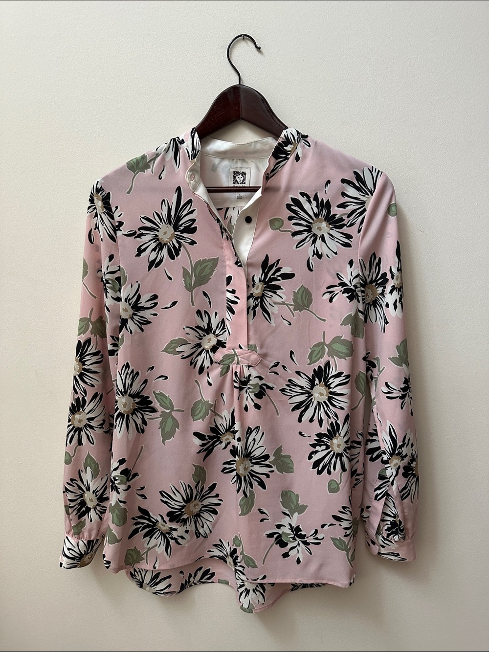 Anne Klein Blush Pink Floral Long-Sleeve V-Neck Blouse